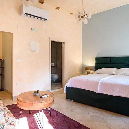 Bottega Hotel Mlini