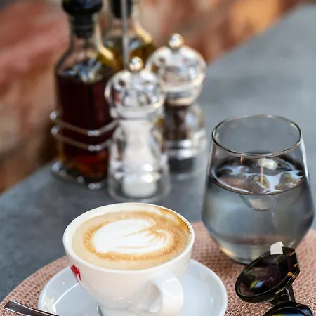 Bottega Hotel
